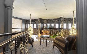 Bursa Loyal City Hotel